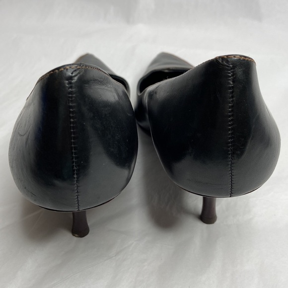 Cole Haan size 8 brown leather 2 1/2 inch pointy pumps great condition - Picture 8 of 12